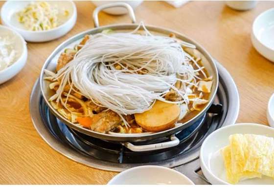 매운돼지등갈비찜 이미지
