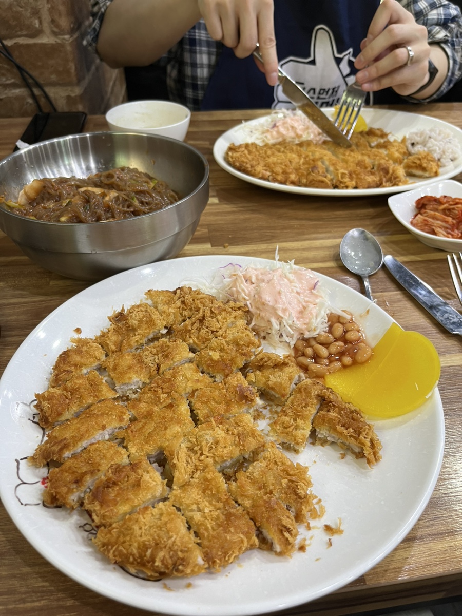 동네칼국수 이미지