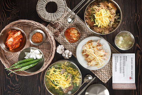 평이담백뼈칼국수철원점 이미지