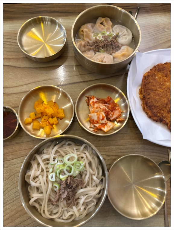 엄마손만두국 이미지