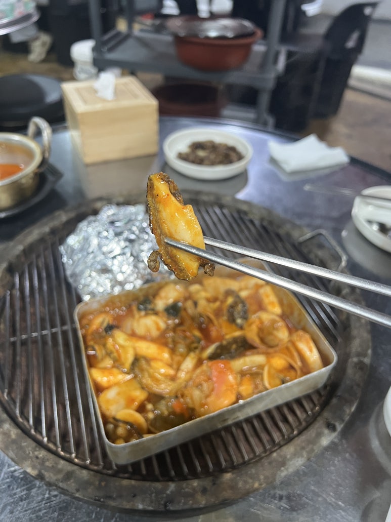 산꼼장어조개구이 이미지