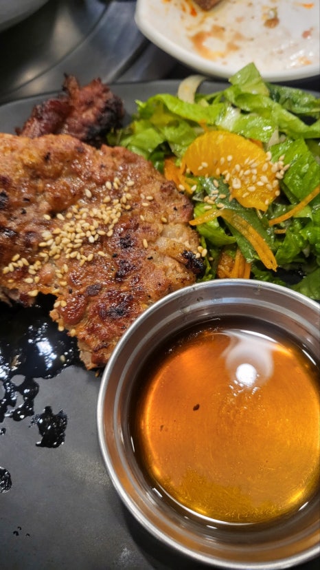 엉뚱식당 이미지