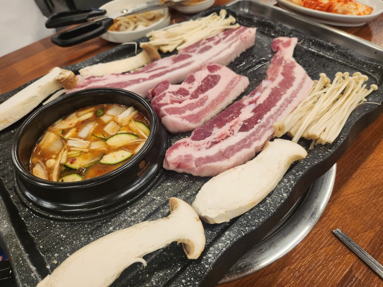 육선달 이미지