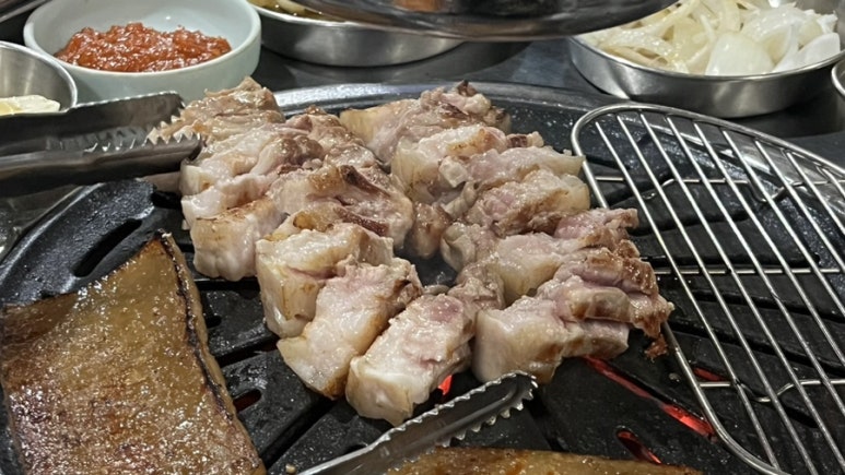 열라불라연탄집 이미지