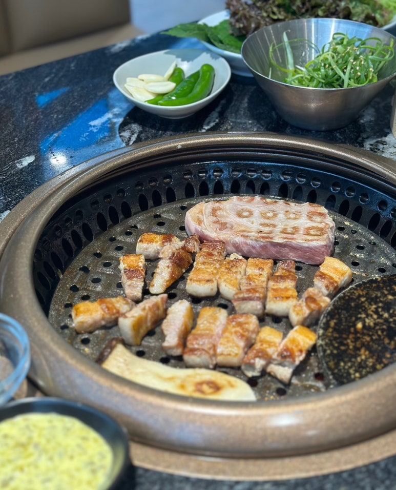 온리육 이미지