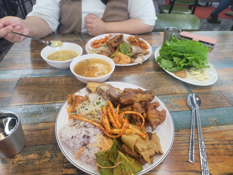 봉숙이네 한식뷔페 이미지