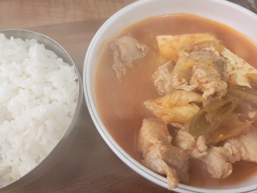 대술촌돼지찌개 이미지