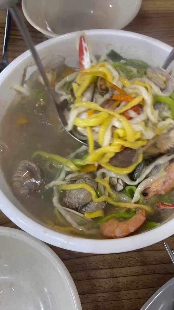 옛날보리밥삼색칼국수 이미지