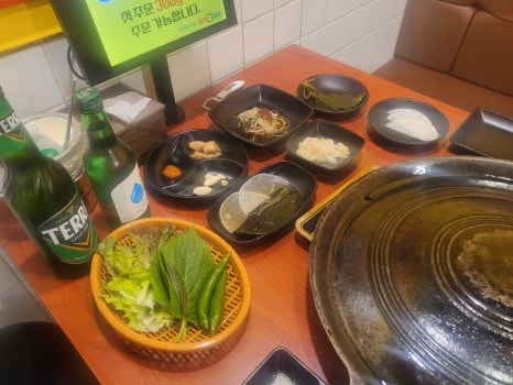 소문난솥뚜껑삼겹살 이미지