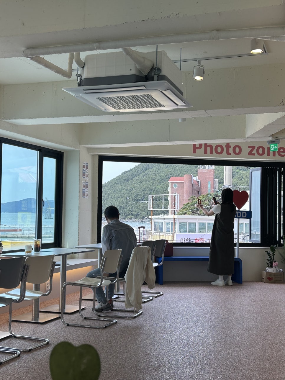 카페바다 이미지