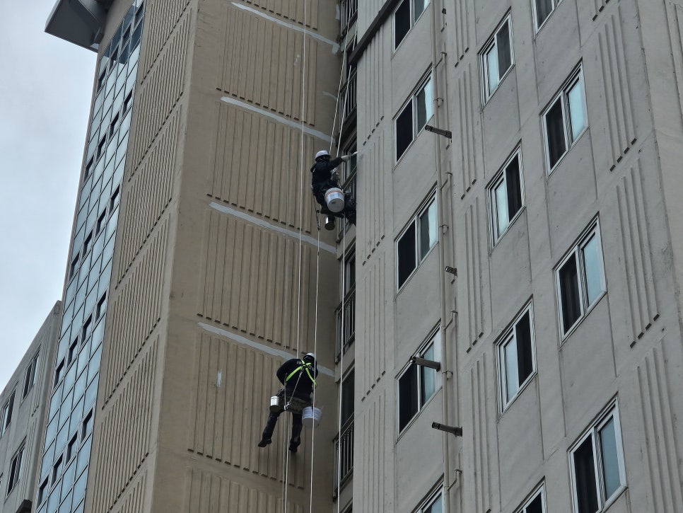 건설페인트 이미지