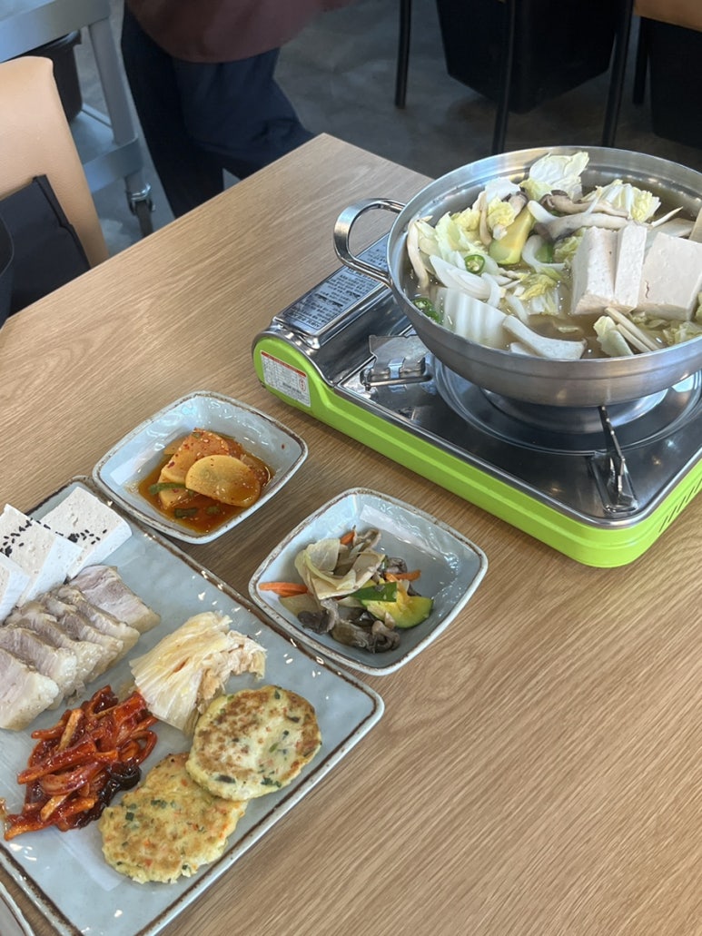 맷돌로만 수락산점 이미지