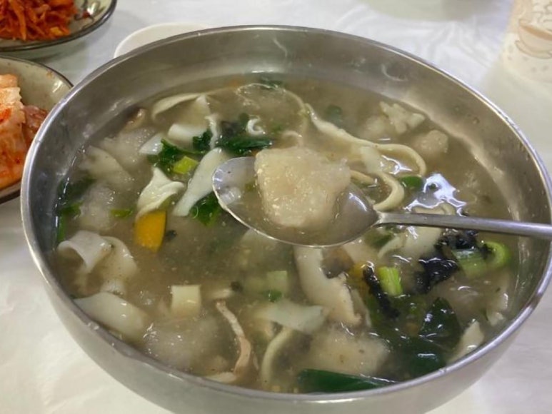 감자바우칼국수 이미지