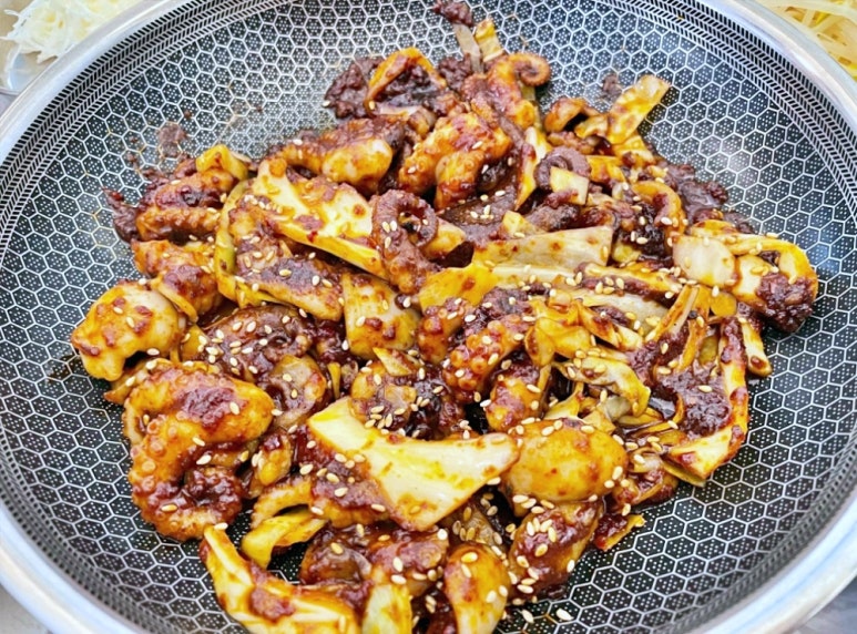 탱탱쭈꾸미 이미지