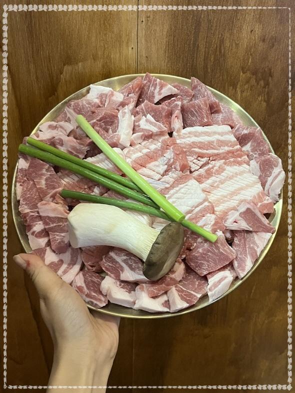 꼬목살 이미지