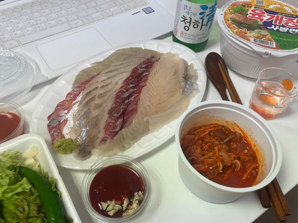 뜨담회선생 이미지