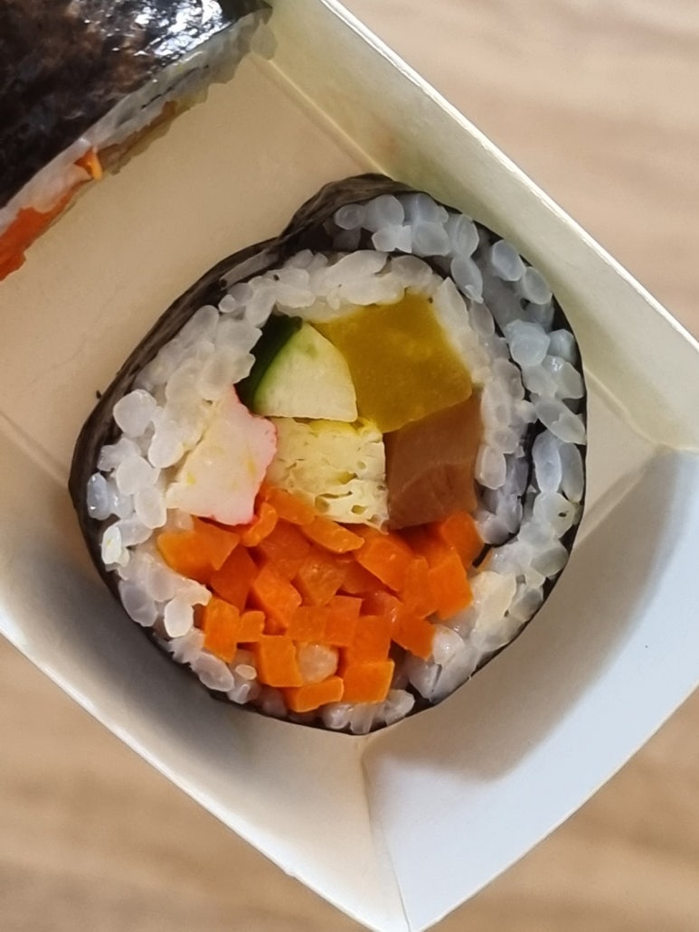 고래김밥 이미지