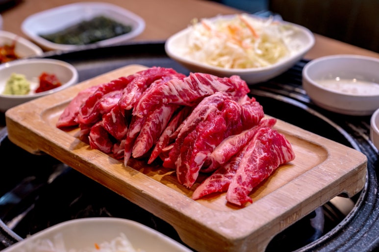 촌놈생고기 이미지