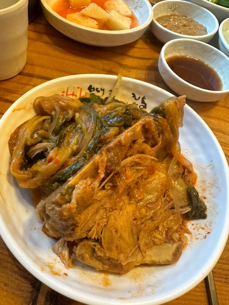 퍼무리보쌈국밥감자탕 이미지