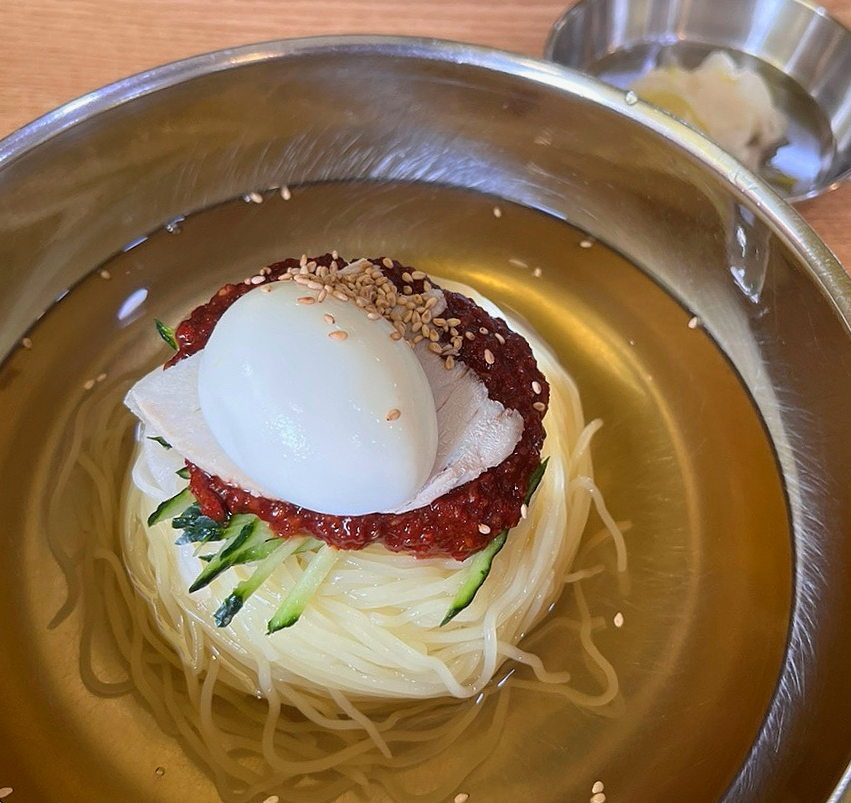 다운밀면 이미지