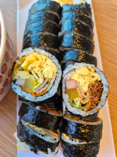 마리에김밥 이미지