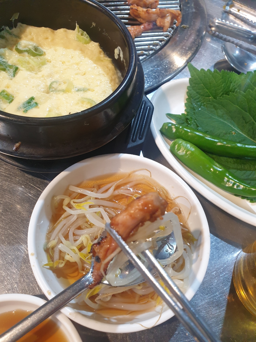 춤추는불닭발 이미지