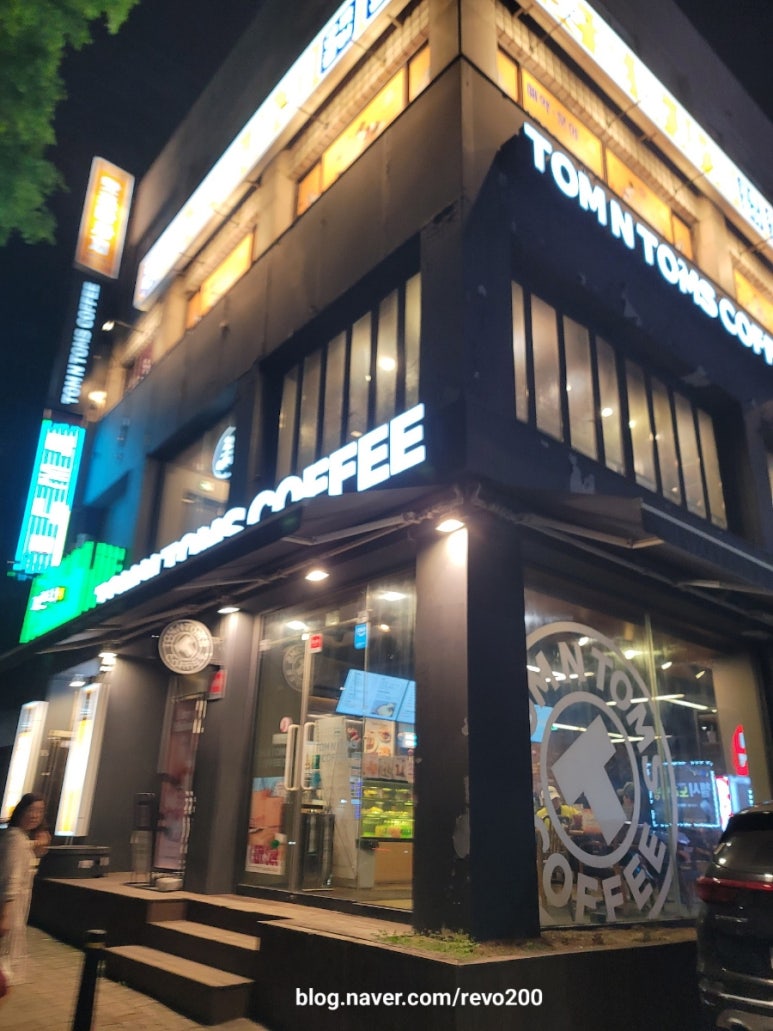 탐앤탐스강서 이미지