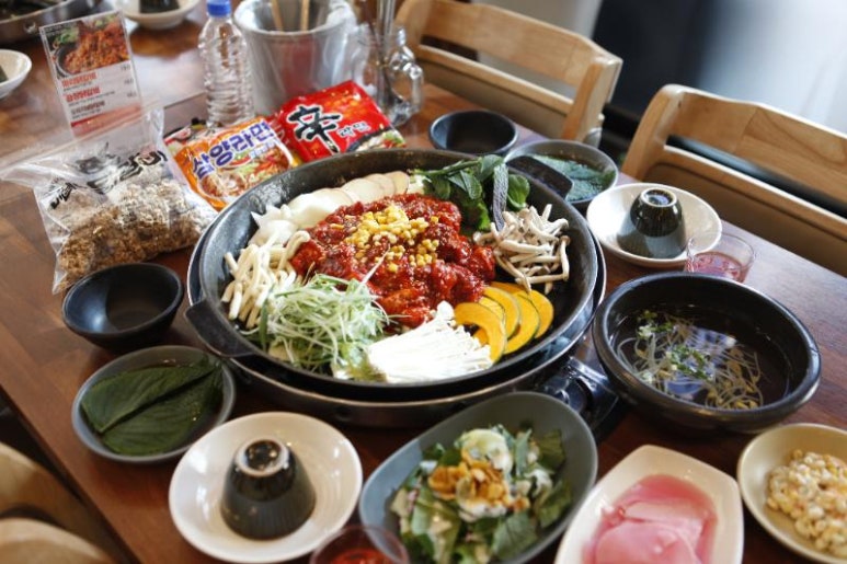 정성닭갈비 이미지