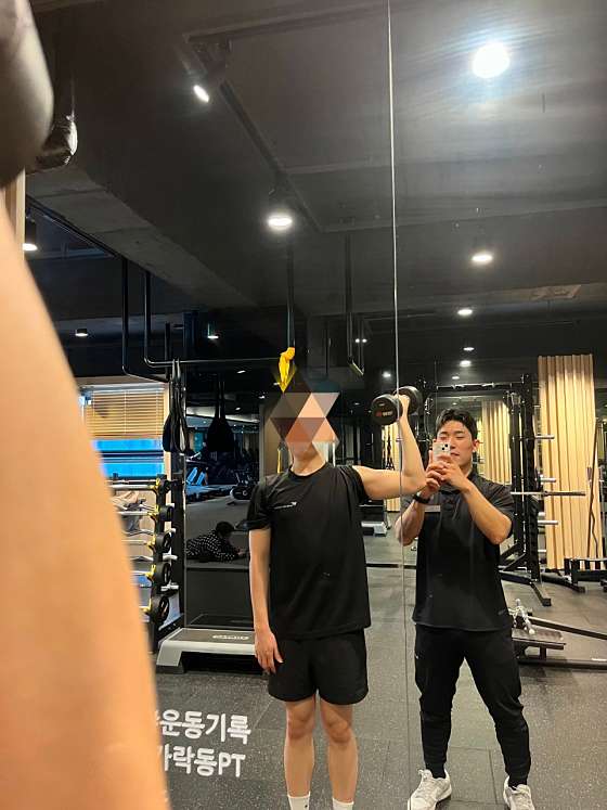 위휘트니스 이미지