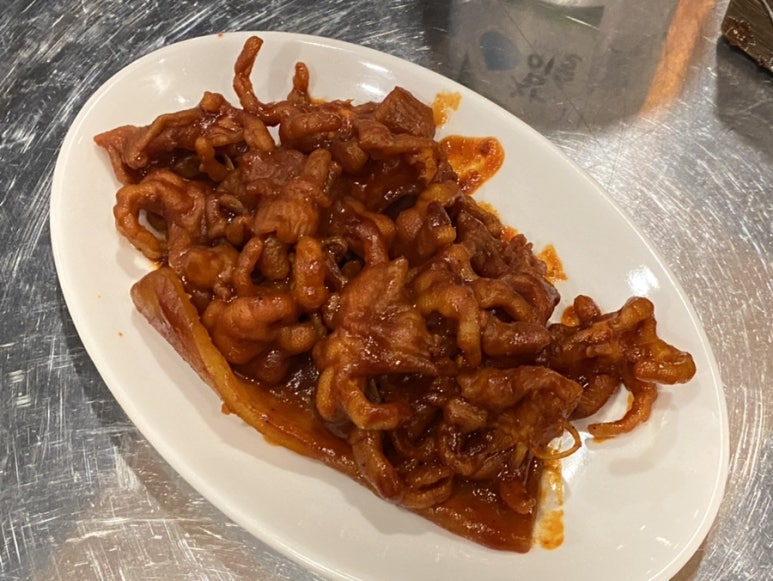 요염한닭발 이미지