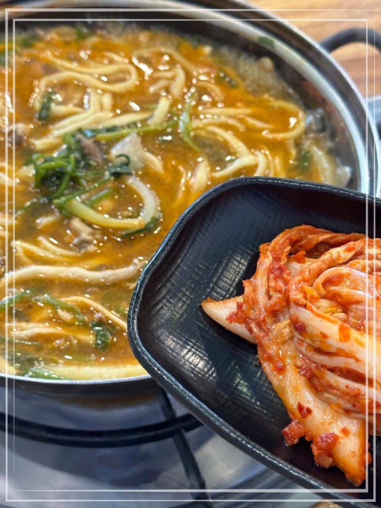 뽕빨샤브버섯칼국수 이미지