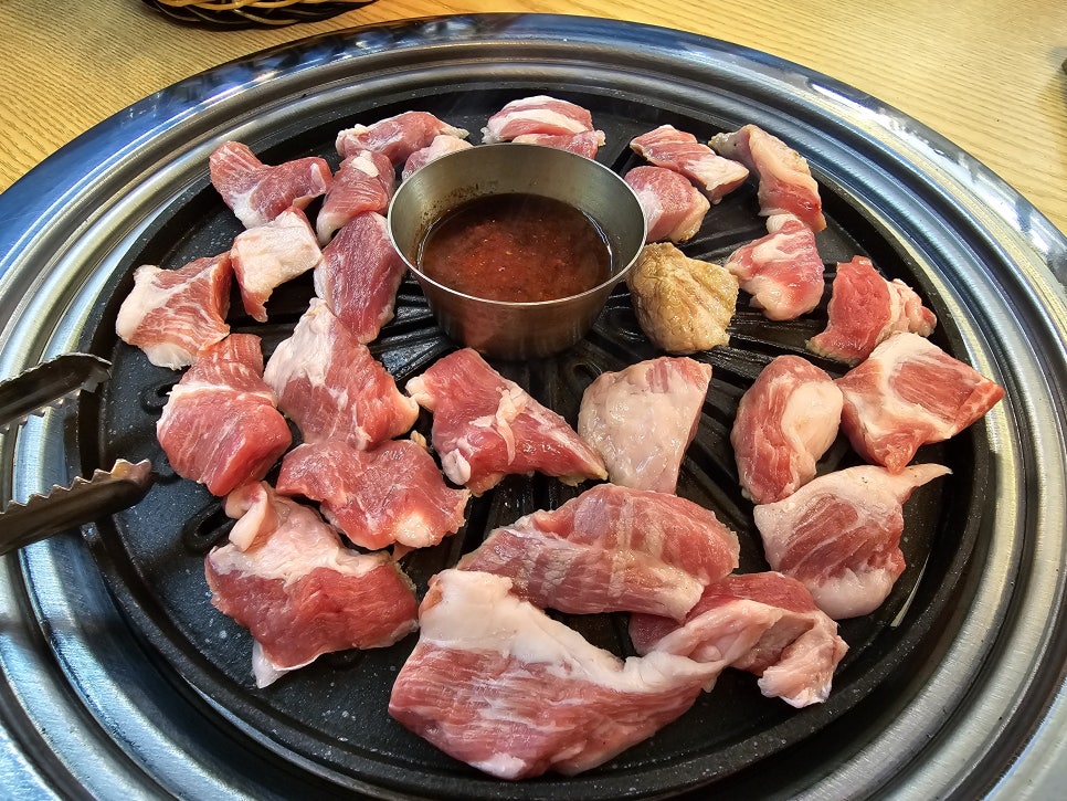 삼겹살집 이미지