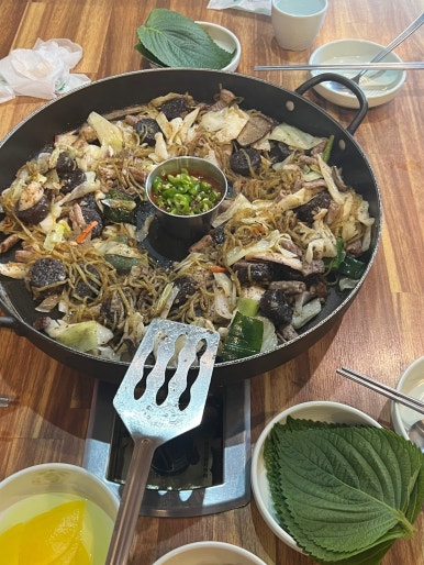 백순대본가새맛 이미지