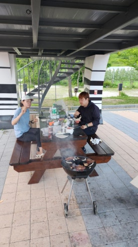 장수흙돼지 이미지