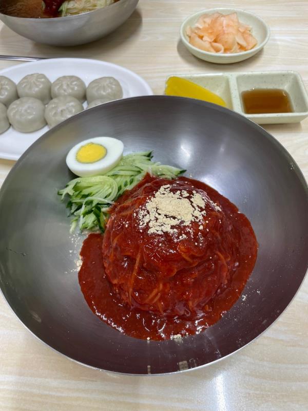 진밀면 이미지