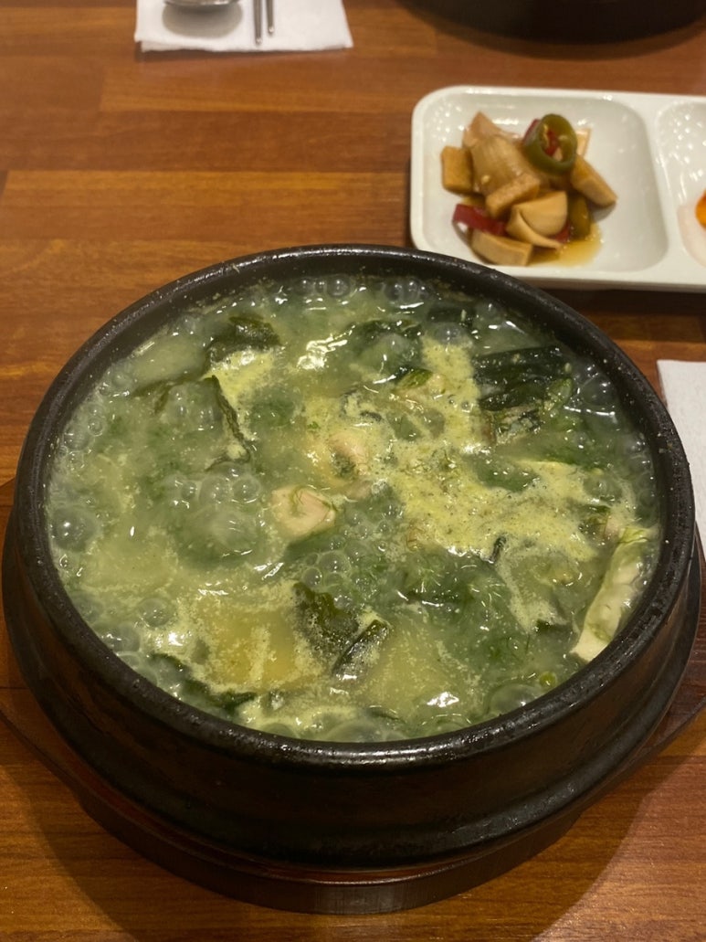 운단수산최고굴국밥 이미지
