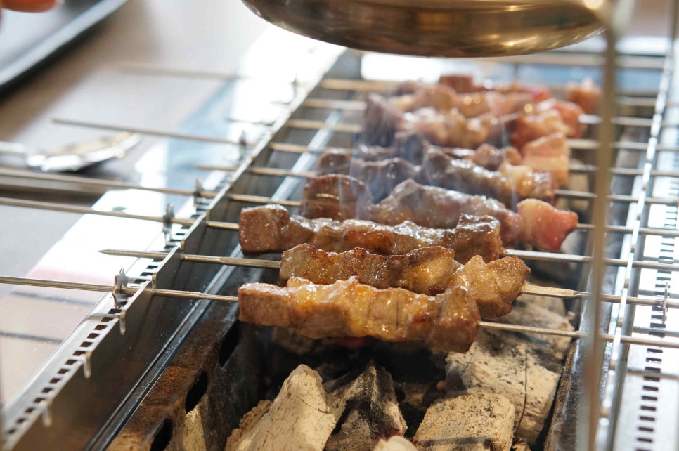 너에게 꼬치다 이미지