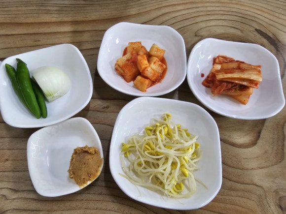 빙그레 국밥 이미지