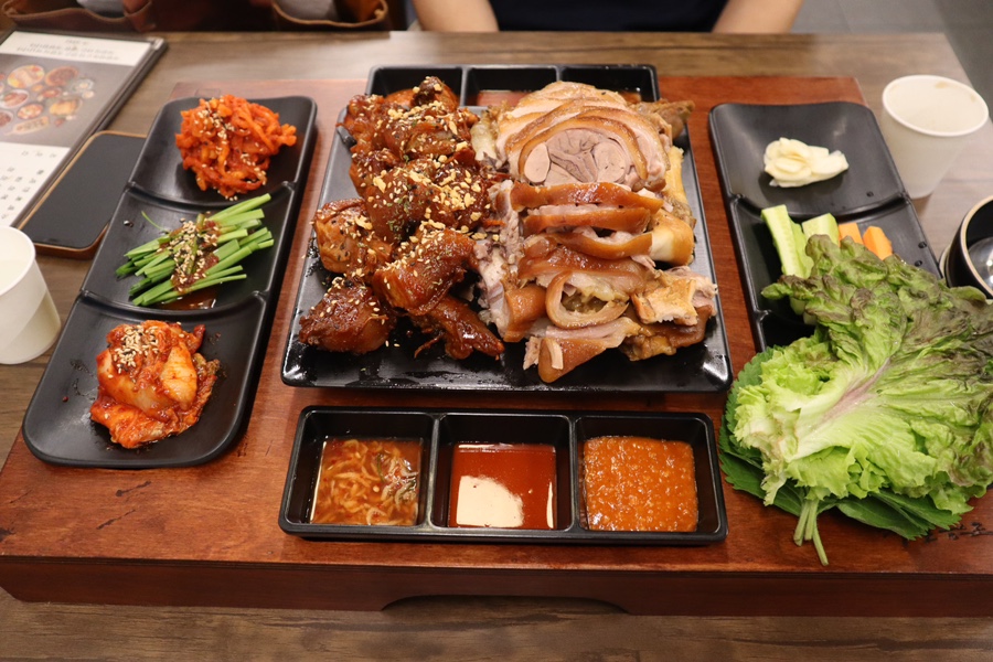 오빠족발 이미지