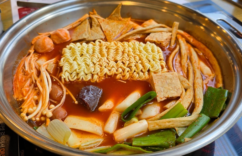 두끼화성새솔점 이미지