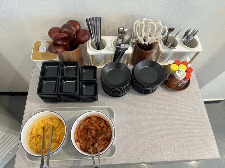 서비우동돈까스 이미지