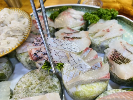 흑산도회식당 이미지