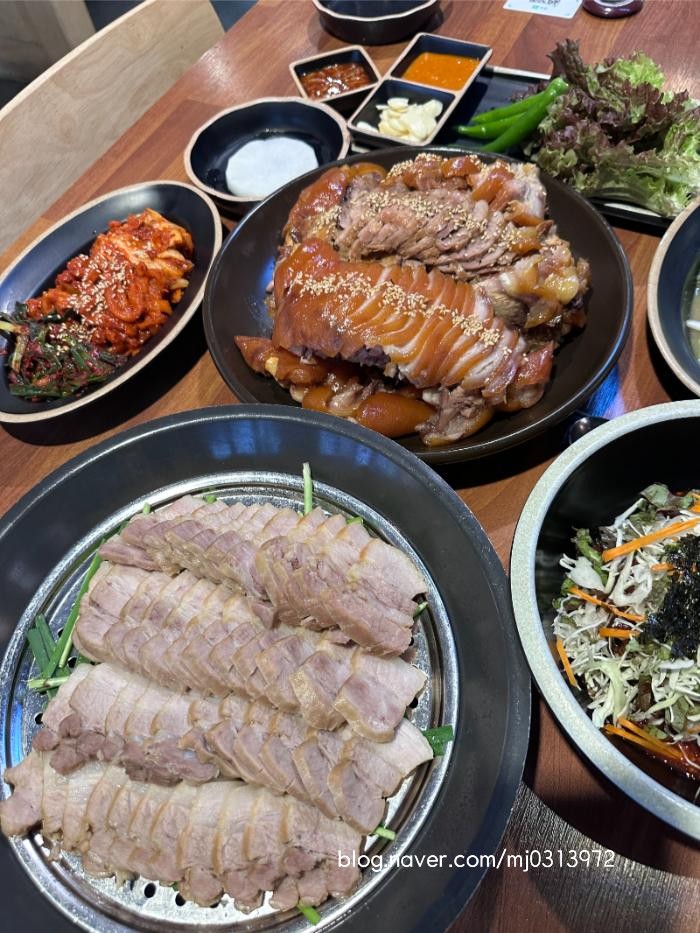 오늘삶은족발보쌈 이미지