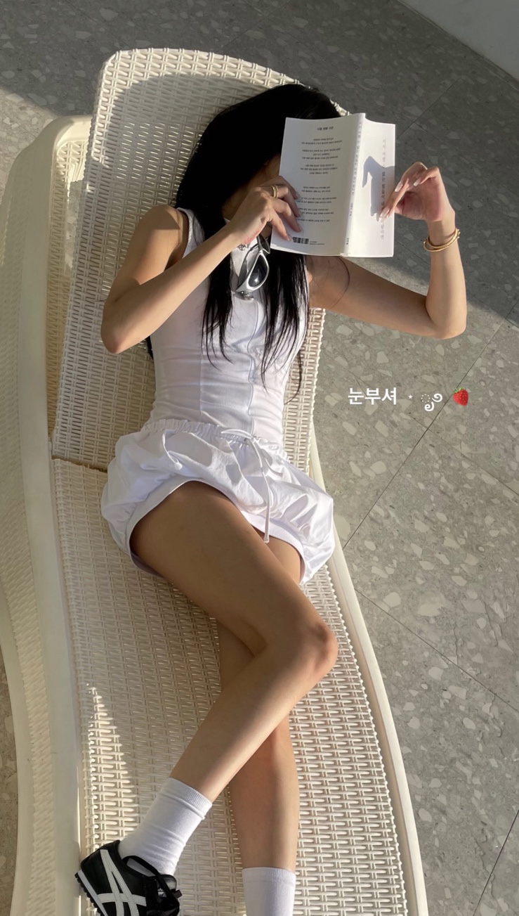 인더썬셋 이미지