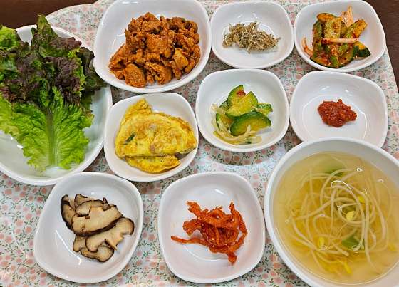 윤실식당 이미지