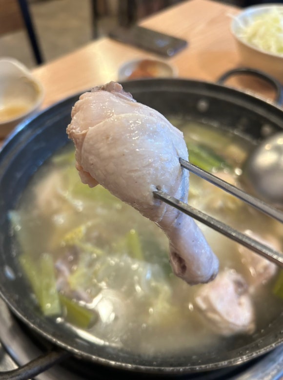 닭한마리닭발 이미지