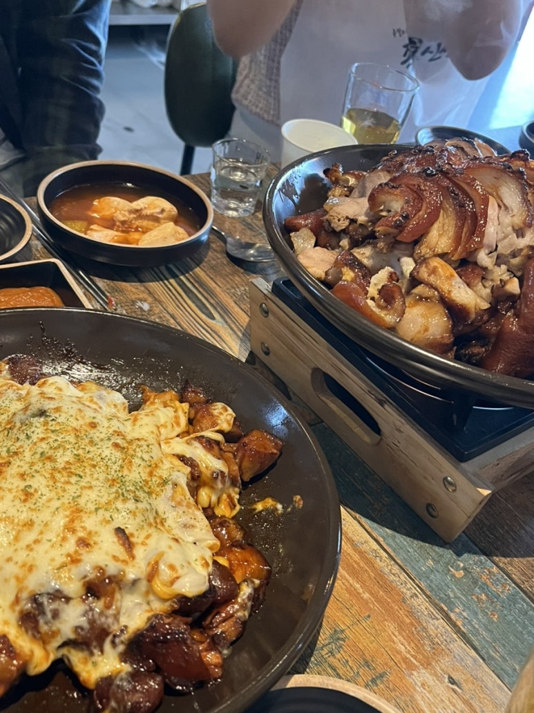 족발신선생시흥정왕점 이미지