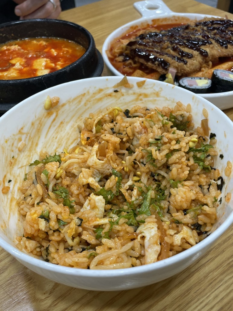얌샘김밥 신길점 이미지