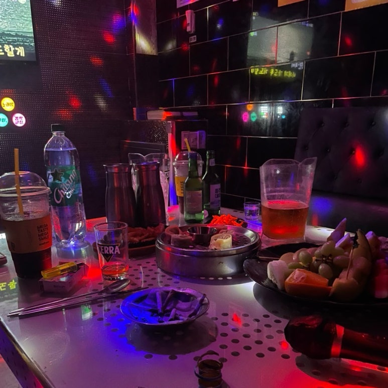 개미노래주점 이미지