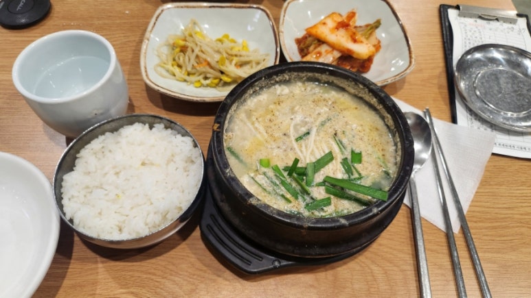 기와집순두부 서초점 이미지